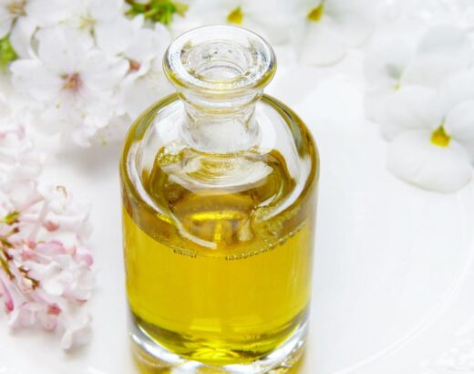 Jak wykorzystać olej z czarnuszki w codziennej pielęgnacji?